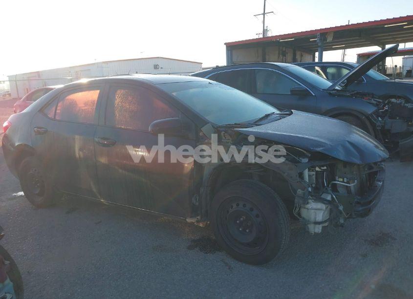 Photo 13 of 2015 Toyota Corolla LE (VIN 5YFBURHE7FP302322)