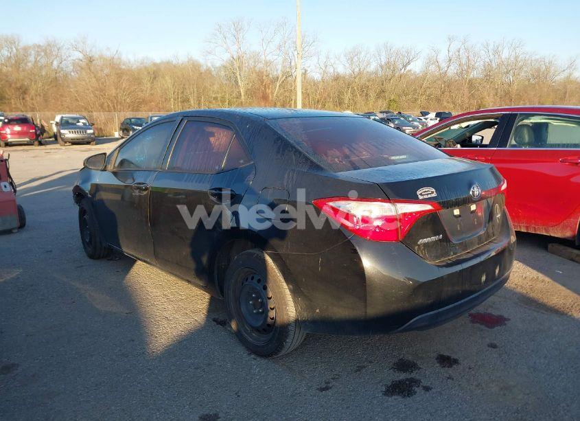 Photo 3 of 2015 Toyota Corolla LE (VIN 5YFBURHE7FP302322)