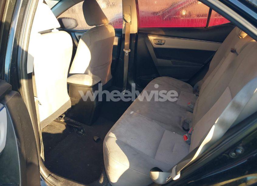 Photo 8 of 2015 Toyota Corolla LE (VIN 5YFBURHE7FP302322)