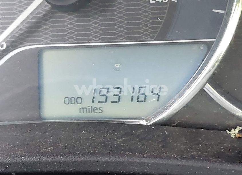 Photo 16 of 2015 Toyota Corolla LE (VIN 5YFBURHE7FP327673)