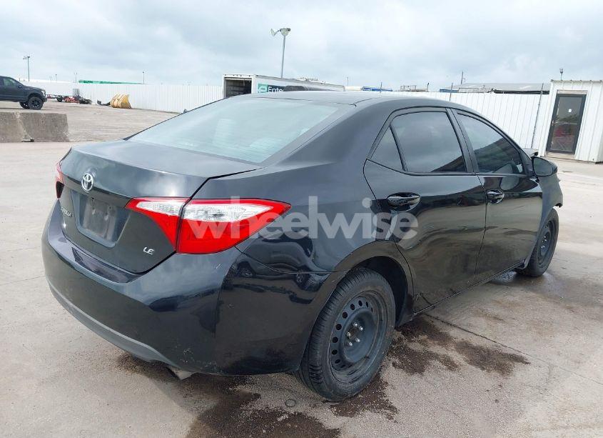 Photo 4 of 2015 Toyota Corolla LE (VIN 5YFBURHE7FP327673)