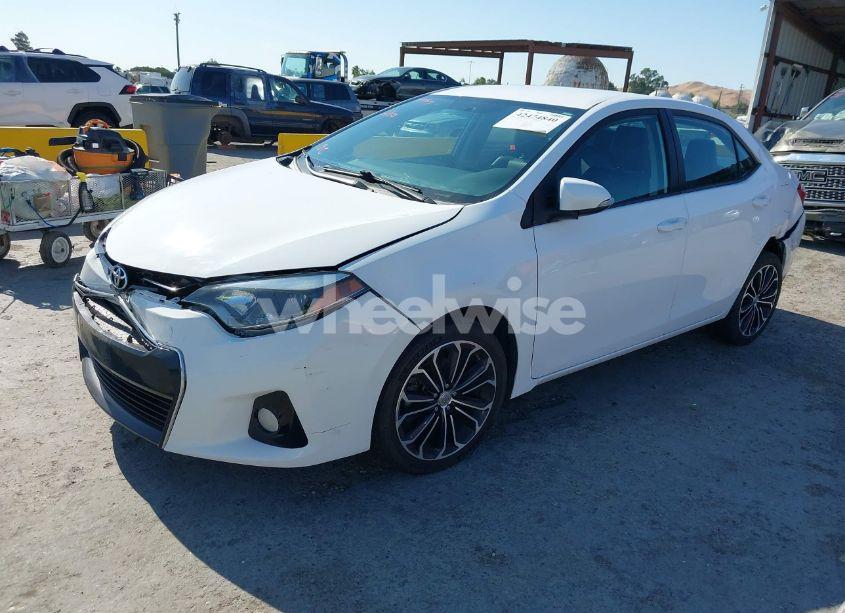 Photo 2 of 2015 Toyota Corolla S PLUS (VIN 5YFBURHE7FP347275)