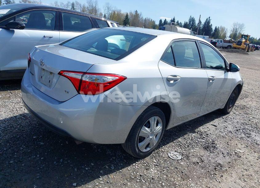 Photo 4 of 2015 Toyota Corolla LE (VIN 5YFBURHE7FP353898)