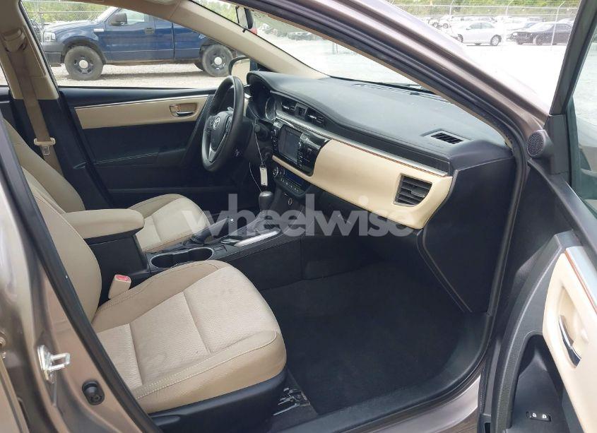 Photo 5 of 2016 Toyota Corolla LE (VIN 5YFBURHE7GP382089)