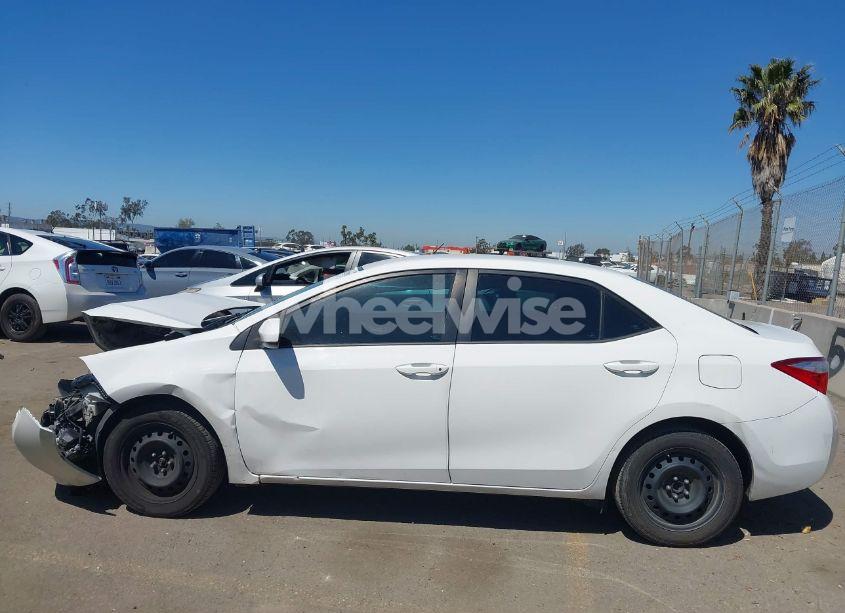 Photo 14 of 2016 Toyota Corolla LE (VIN 5YFBURHE7GP390550)