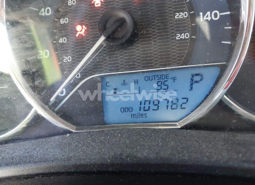 Photo 15 of 2016 Toyota Corolla LE (VIN 5YFBURHE7GP390550)