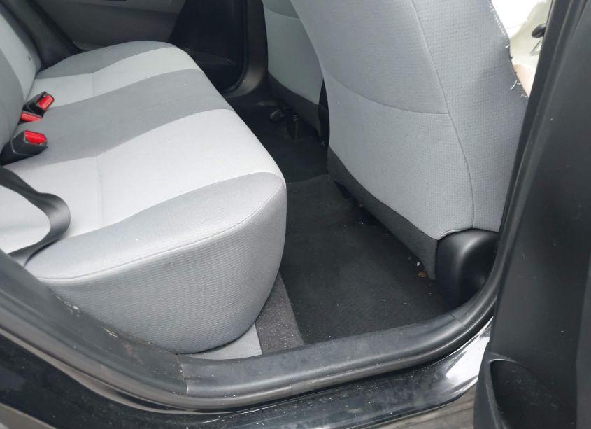 Photo 8 of 2016 Toyota Corolla L (VIN 5YFBURHE7GP393674)