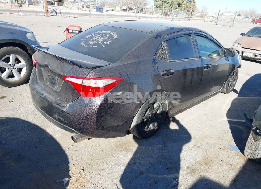 Photo 4 of 2016 Toyota Corolla LE (VIN 5YFBURHE7GP403247)