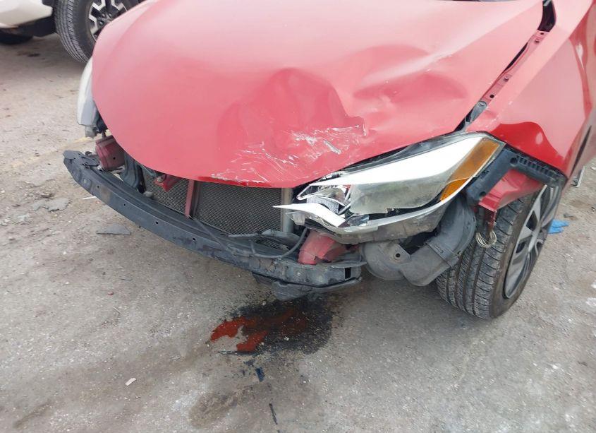 Photo 6 of 2016 Toyota Corolla LE (VIN 5YFBURHE7GP428696)