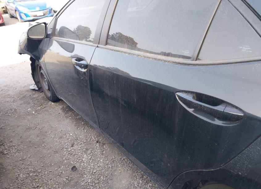 Photo 14 of 2016 Toyota Corolla S (VIN 5YFBURHE7GP433638)