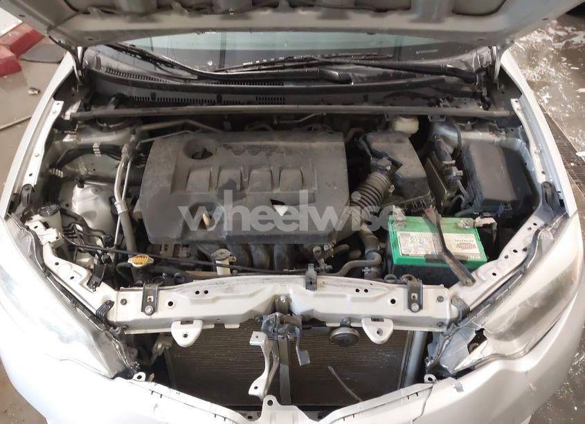 Photo 10 of 2016 Toyota Corolla LE (VIN 5YFBURHE7GP436779)