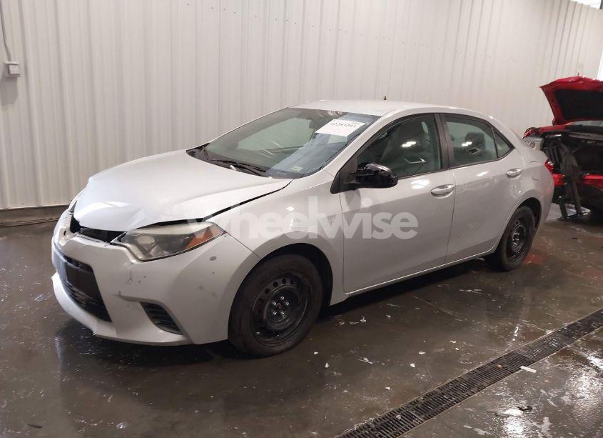 Photo 2 of 2016 Toyota Corolla LE (VIN 5YFBURHE7GP436779)