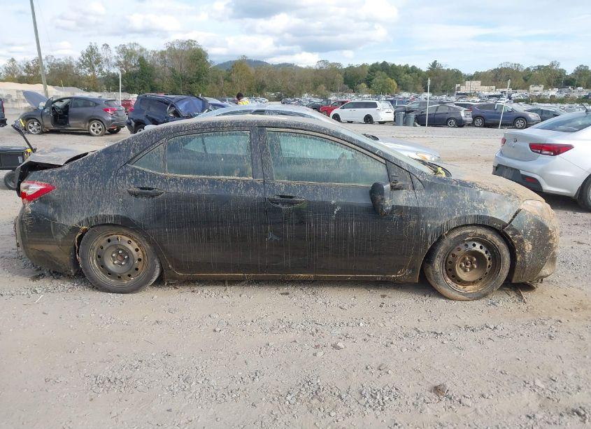 Photo 12 of 2016 Toyota Corolla LE (VIN 5YFBURHE7GP459513)