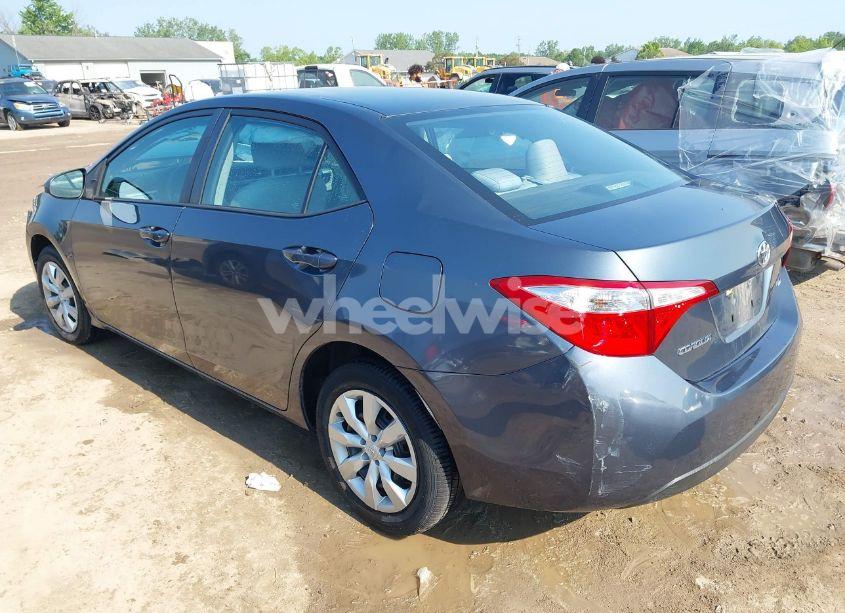 Photo 3 of 2016 Toyota Corolla LE (VIN 5YFBURHE7GP481995)