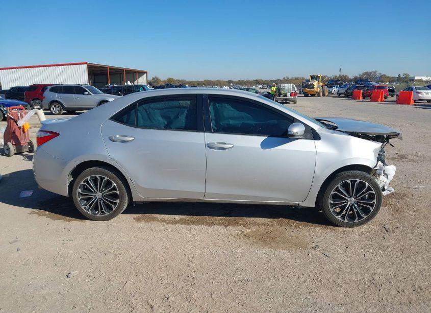 Photo 14 of 2016 Toyota Corolla S PLUS (VIN 5YFBURHE7GP487196)