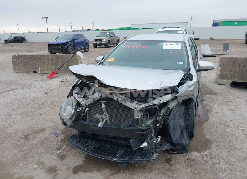 Photo 13 of 2016 Toyota Corolla LE PLUS (VIN 5YFBURHE7GP518141)