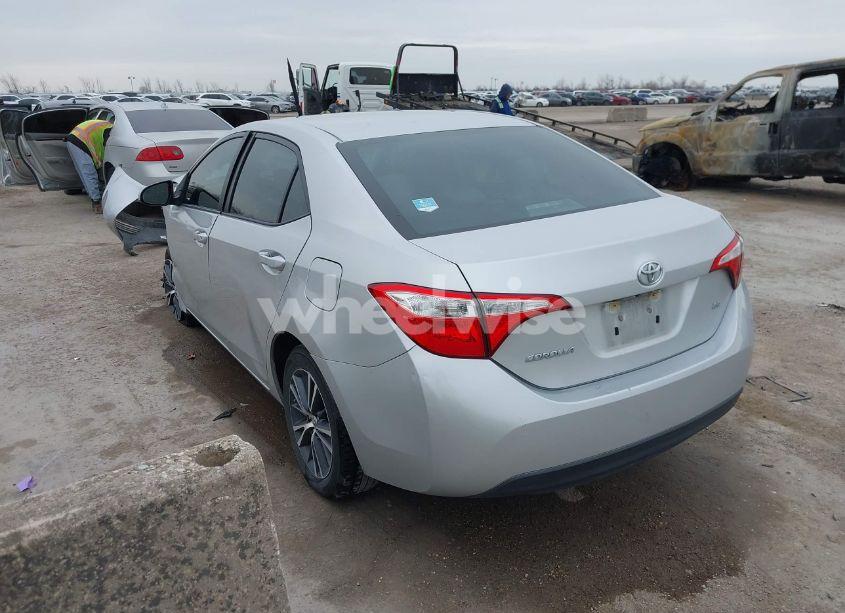 Photo 3 of 2016 Toyota Corolla LE PLUS (VIN 5YFBURHE7GP518141)