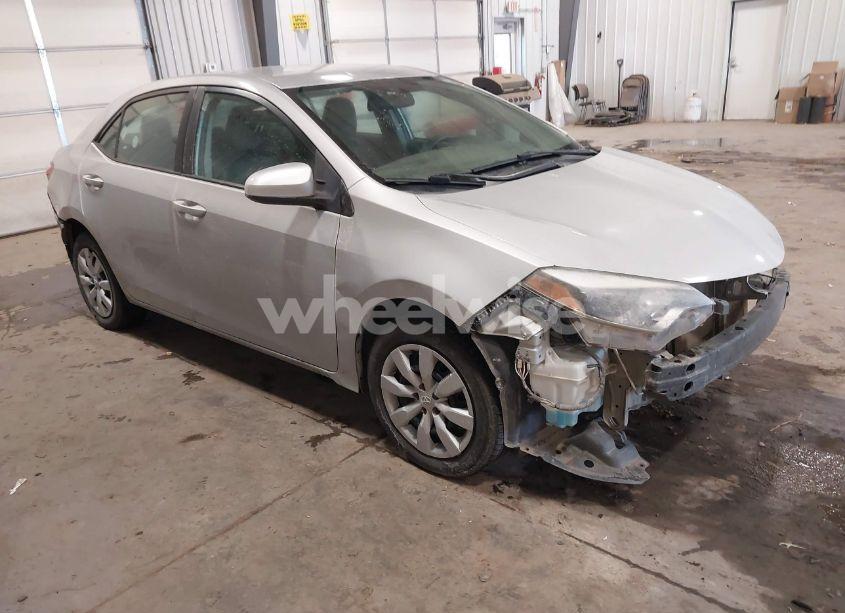 2016 Toyota Corolla LE (VIN 5YFBURHE7GP519211) main photo