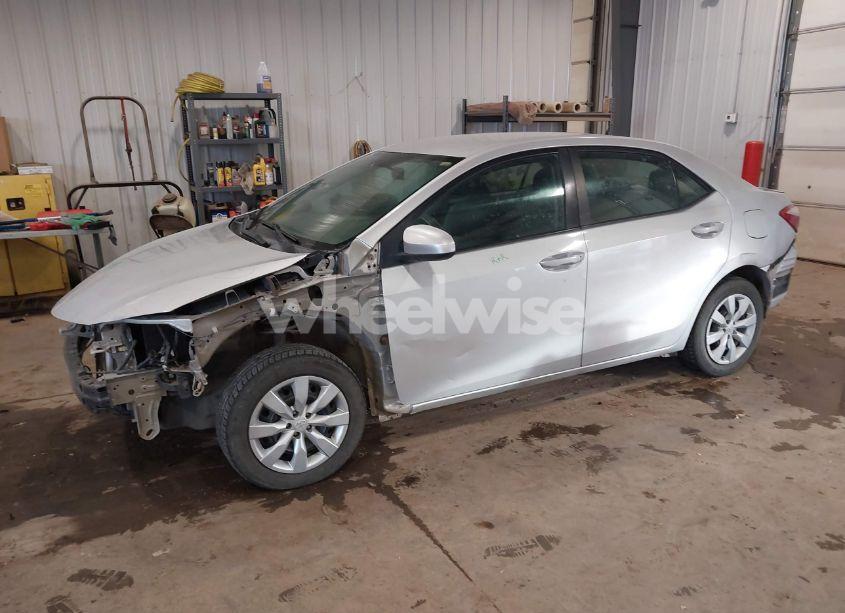 Photo 2 of 2016 Toyota Corolla LE (VIN 5YFBURHE7GP519211)