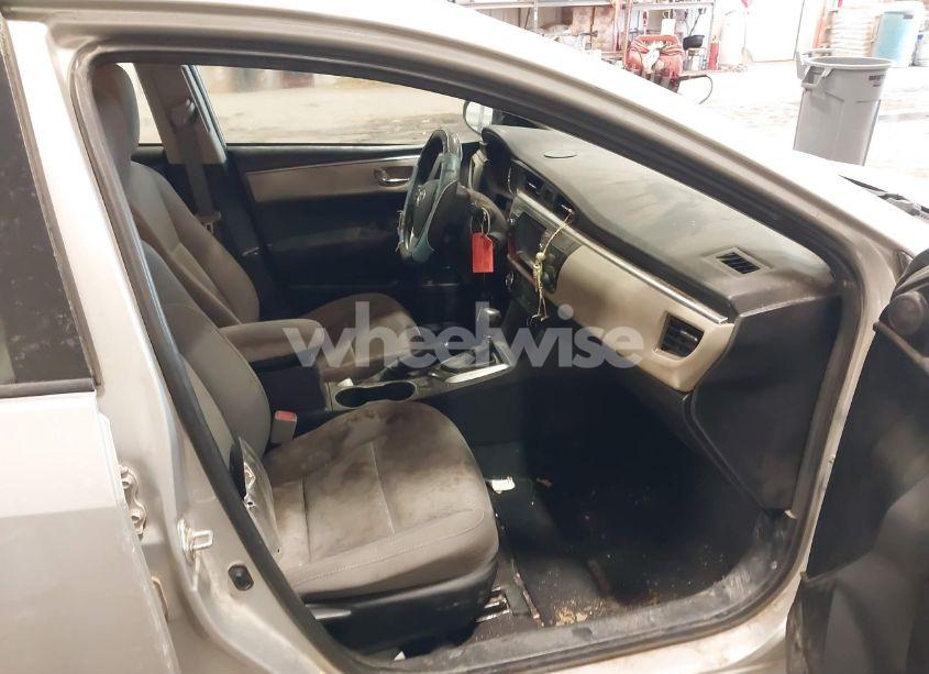 Photo 5 of 2016 Toyota Corolla LE (VIN 5YFBURHE7GP519211)