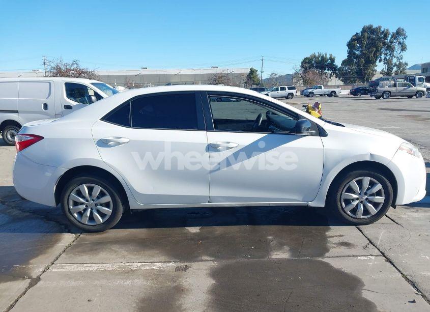 Photo 13 of 2016 Toyota Corolla LE (VIN 5YFBURHE7GP525770)