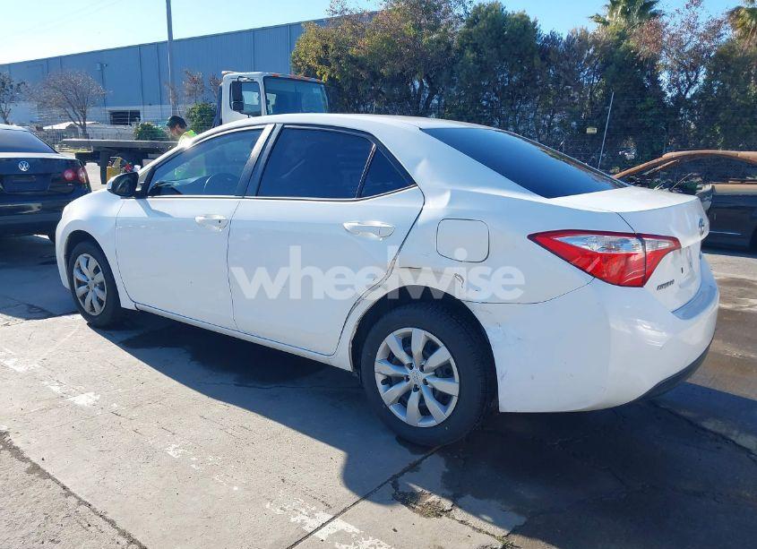 Photo 3 of 2016 Toyota Corolla LE (VIN 5YFBURHE7GP525770)