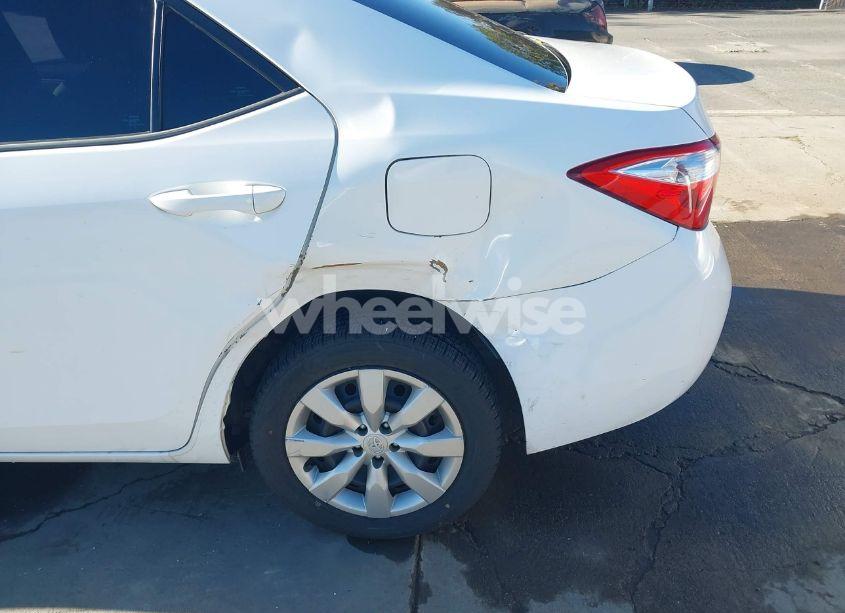 Photo 6 of 2016 Toyota Corolla LE (VIN 5YFBURHE7GP525770)
