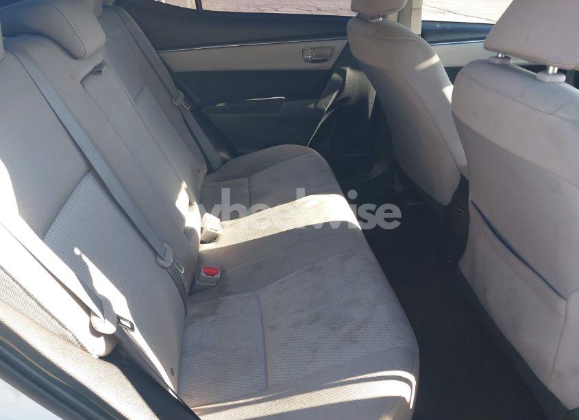 Photo 8 of 2016 Toyota Corolla LE (VIN 5YFBURHE7GP525770)