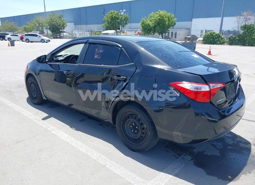 Photo 3 of 2016 Toyota Corolla LE (VIN 5YFBURHE7GP533562)