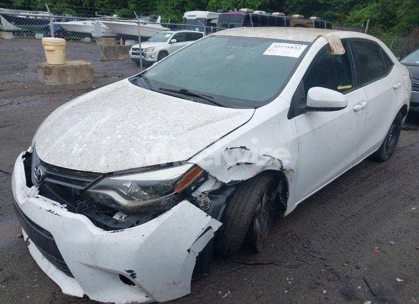 Photo 2 of 2016 Toyota Corolla LE (VIN 5YFBURHE7GP538289)