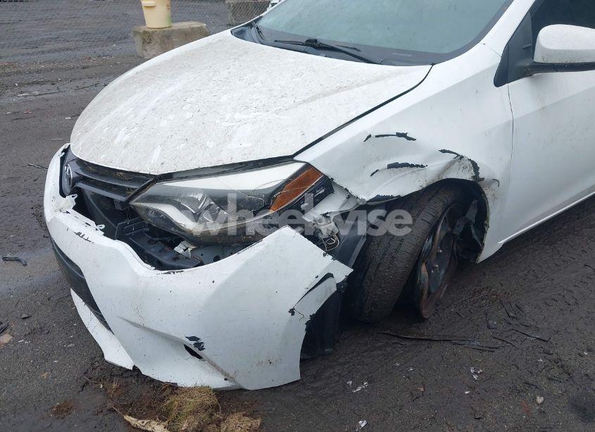 Photo 6 of 2016 Toyota Corolla LE (VIN 5YFBURHE7GP538289)