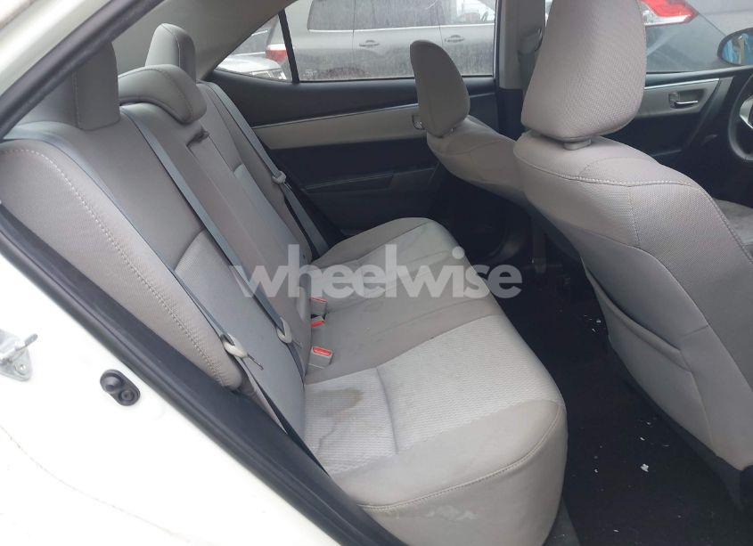 Photo 8 of 2016 Toyota Corolla LE (VIN 5YFBURHE7GP538289)