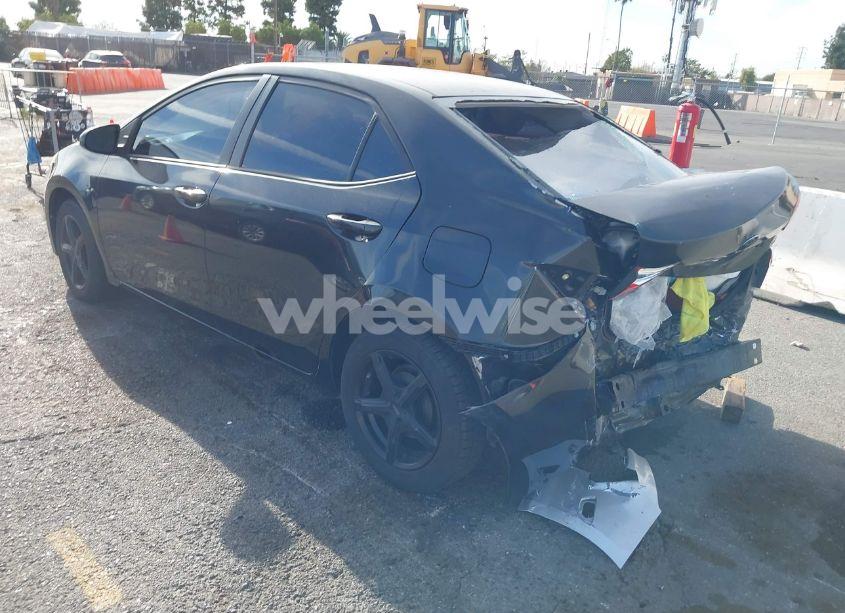 Photo 3 of 2016 Toyota Corolla LE (VIN 5YFBURHE7GP542195)