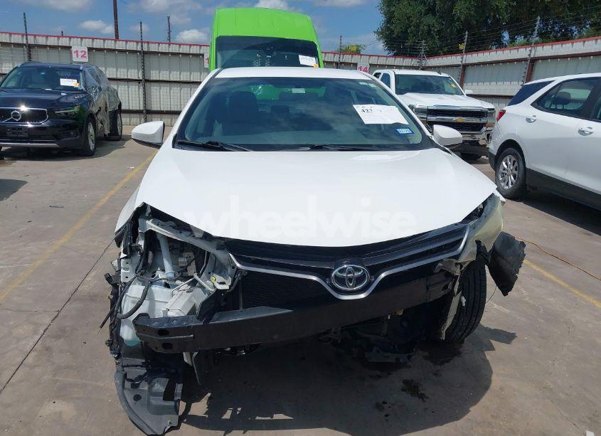 Photo 13 of 2016 Toyota Corolla LE (VIN 5YFBURHE7GP544108)