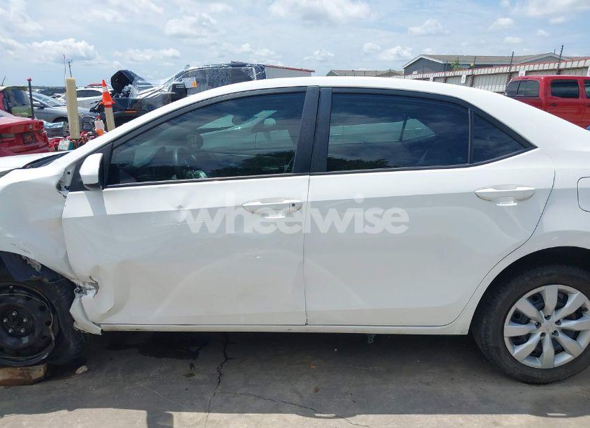 Photo 15 of 2016 Toyota Corolla LE (VIN 5YFBURHE7GP544108)