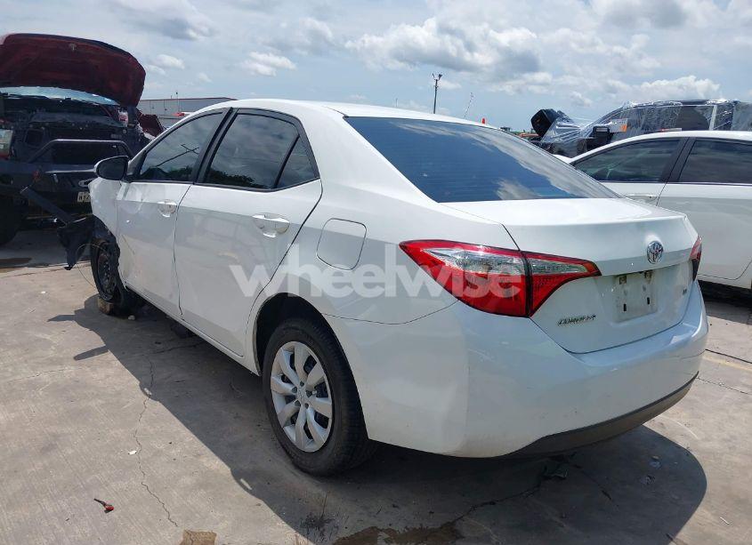 Photo 3 of 2016 Toyota Corolla LE (VIN 5YFBURHE7GP544108)