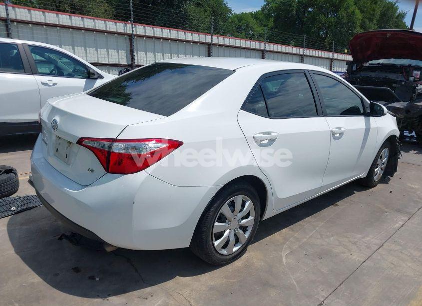 Photo 4 of 2016 Toyota Corolla LE (VIN 5YFBURHE7GP544108)