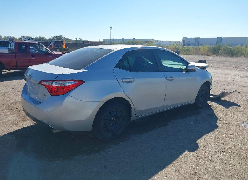 Photo 4 of 2016 Toyota Corolla LE (VIN 5YFBURHE7GP546005)