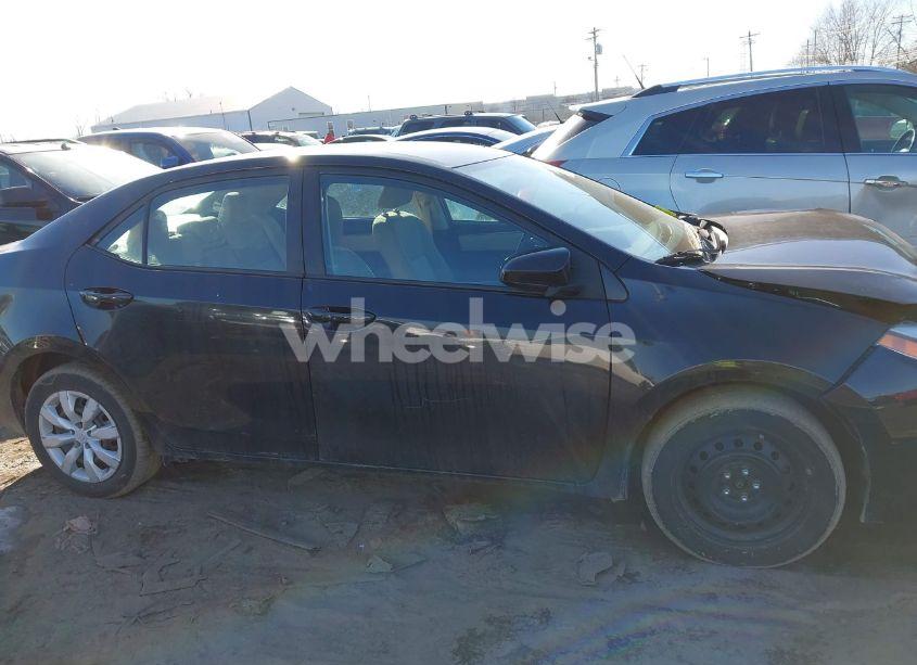 Photo 13 of 2016 Toyota Corolla LE (VIN 5YFBURHE7GP560681)