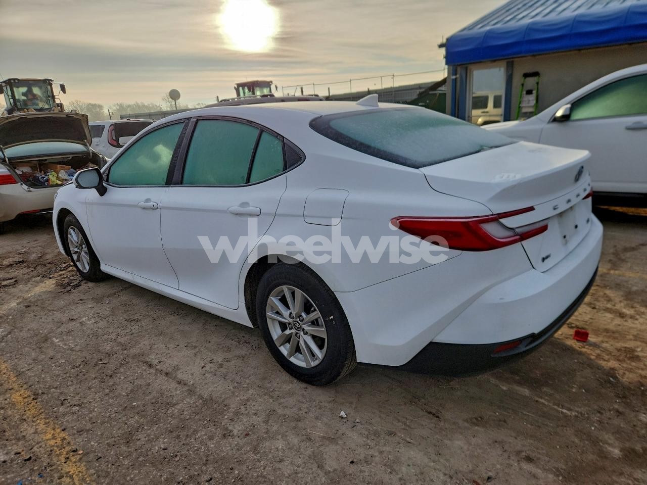 Photo 2 of 2025 TOYOTA CAMRY XSE (VIN 5YFBURHE7GP564522)