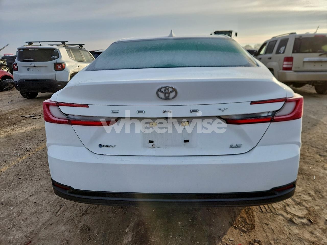 Photo 6 of 2025 TOYOTA CAMRY XSE (VIN 5YFBURHE7GP564522)