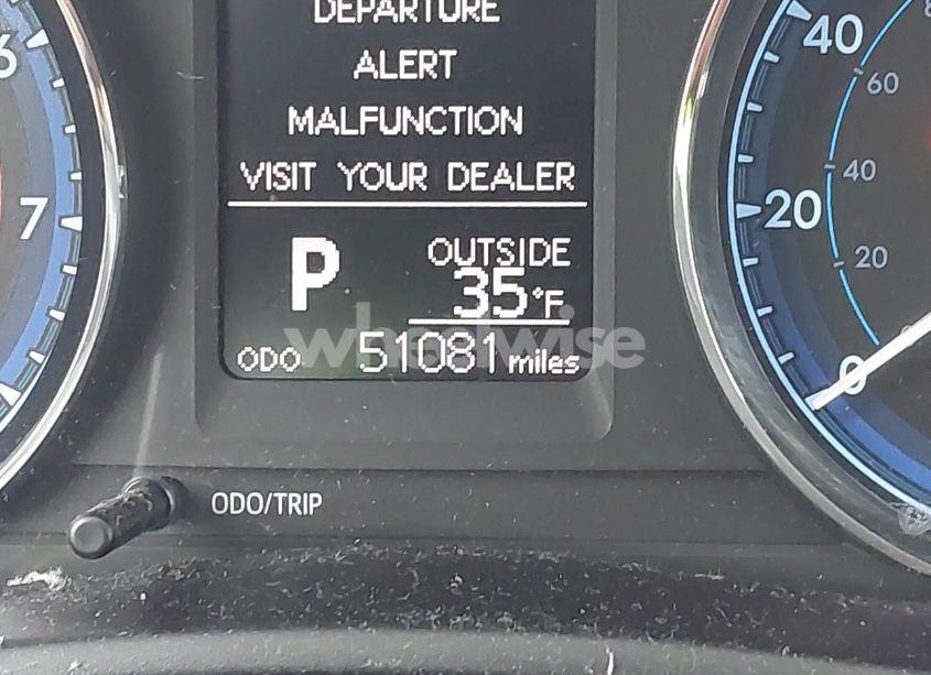 Photo 16 of 2017 Toyota Corolla LE (VIN 5YFBURHE7HP573514)