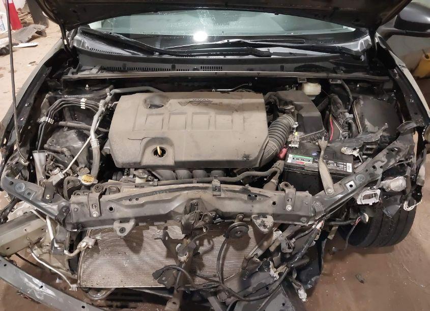 Photo 10 of 2017 Toyota Corolla SE (VIN 5YFBURHE7HP583511)