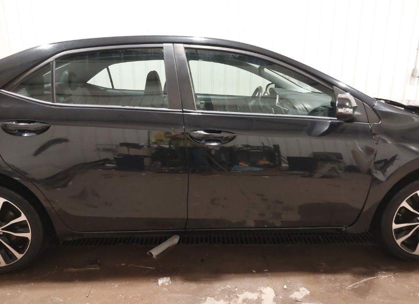 Photo 14 of 2017 Toyota Corolla SE (VIN 5YFBURHE7HP583511)