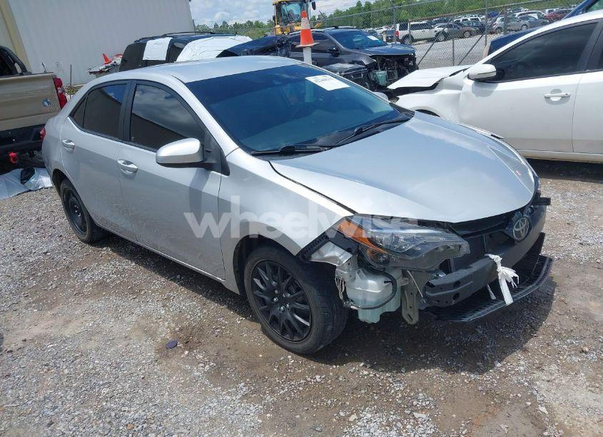 2017 Toyota Corolla LE (VIN 5YFBURHE7HP594542) main photo