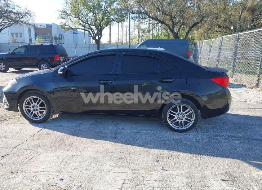 Photo 14 of 2017 Toyota Corolla SE (VIN 5YFBURHE7HP609539)