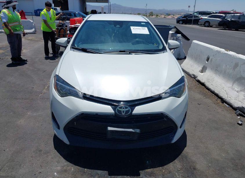 Photo 12 of 2017 Toyota Corolla LE (VIN 5YFBURHE7HP616233)