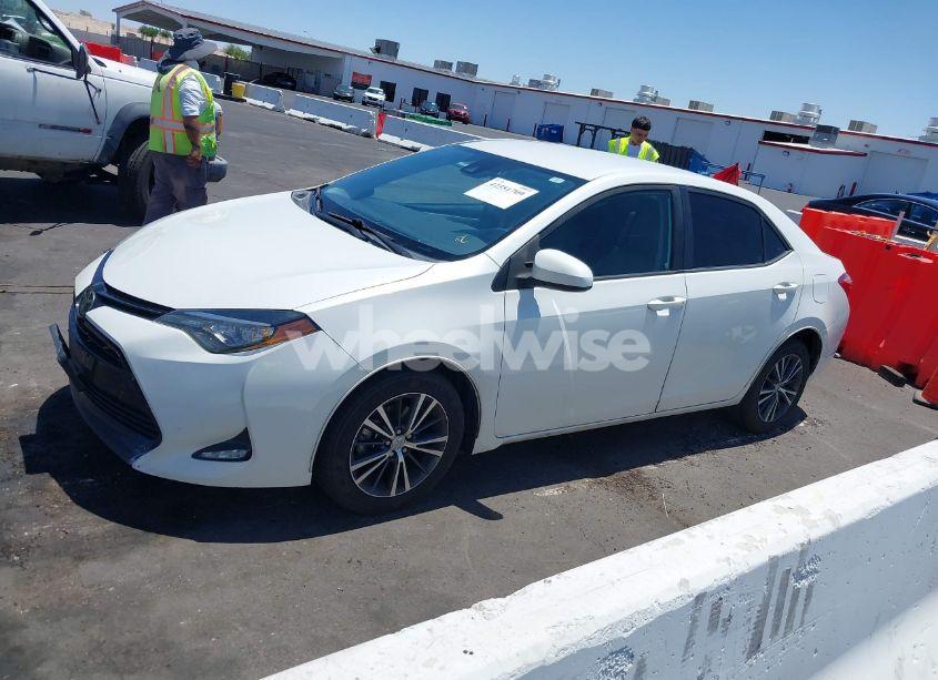 Photo 14 of 2017 Toyota Corolla LE (VIN 5YFBURHE7HP616233)