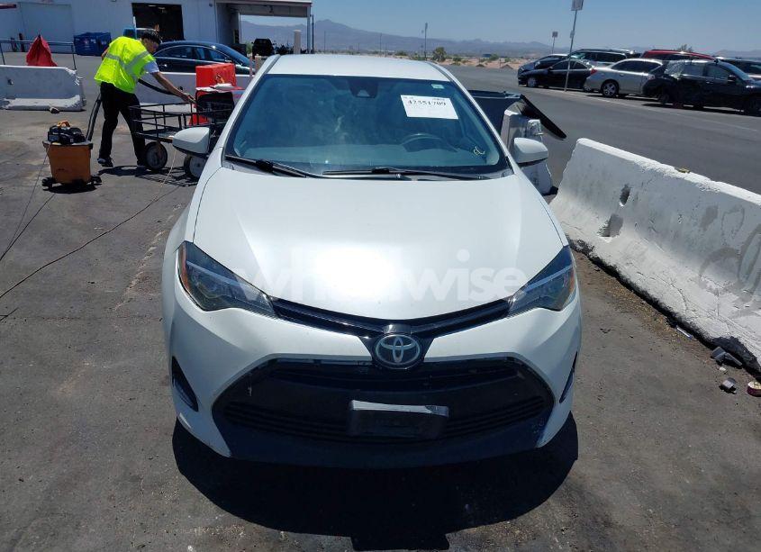 Photo 6 of 2017 Toyota Corolla LE (VIN 5YFBURHE7HP616233)