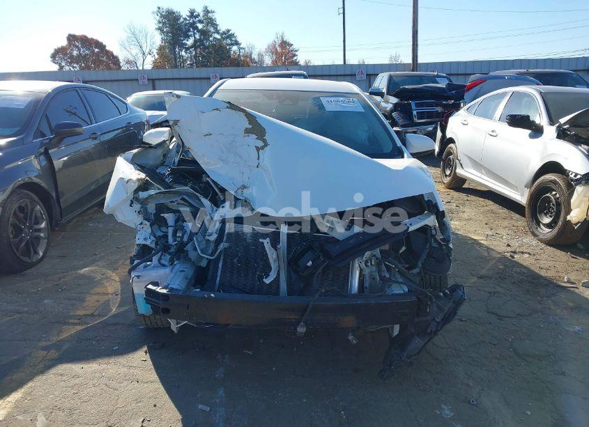 Photo 12 of 2017 Toyota Corolla LE (VIN 5YFBURHE7HP618385)